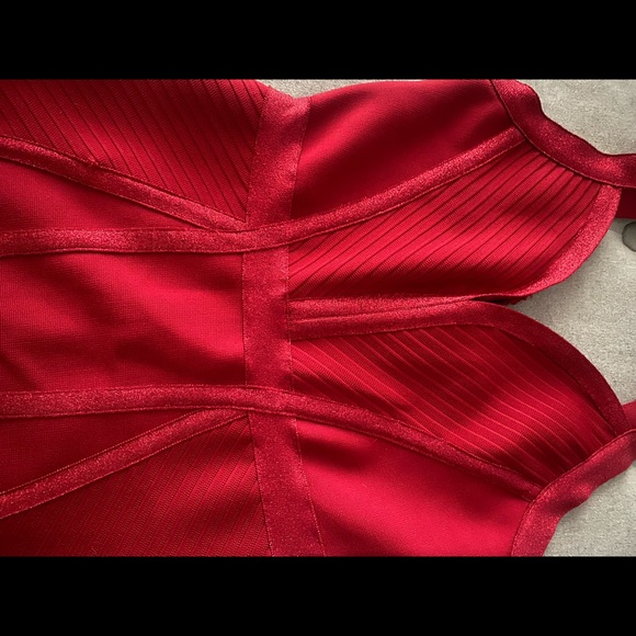 Sexy Flattering Stretchy Bandage V Neck Bodycon Dress - Burgundy - Picture 4 of 13